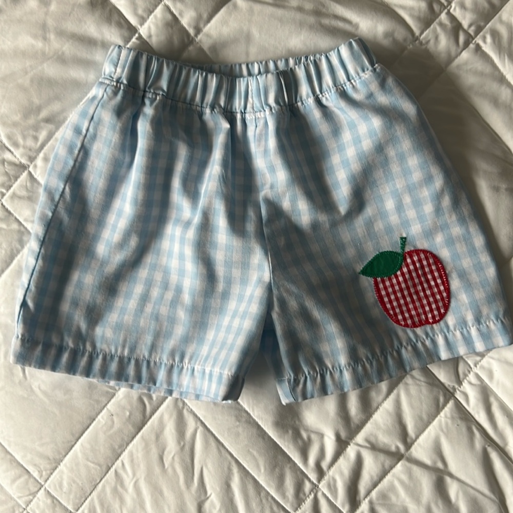 The Beaufort Bonnet Company Apple Shorts 3T